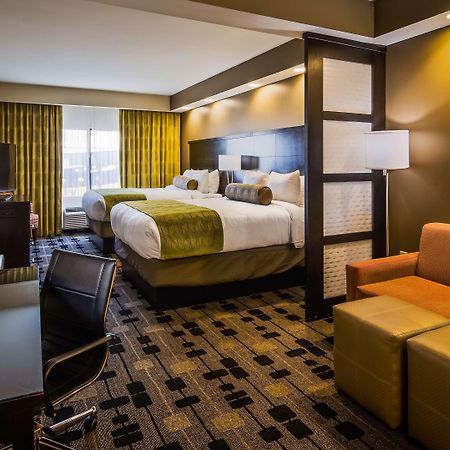 Best Western Plus University Inn Hattiesburg Bagian luar foto