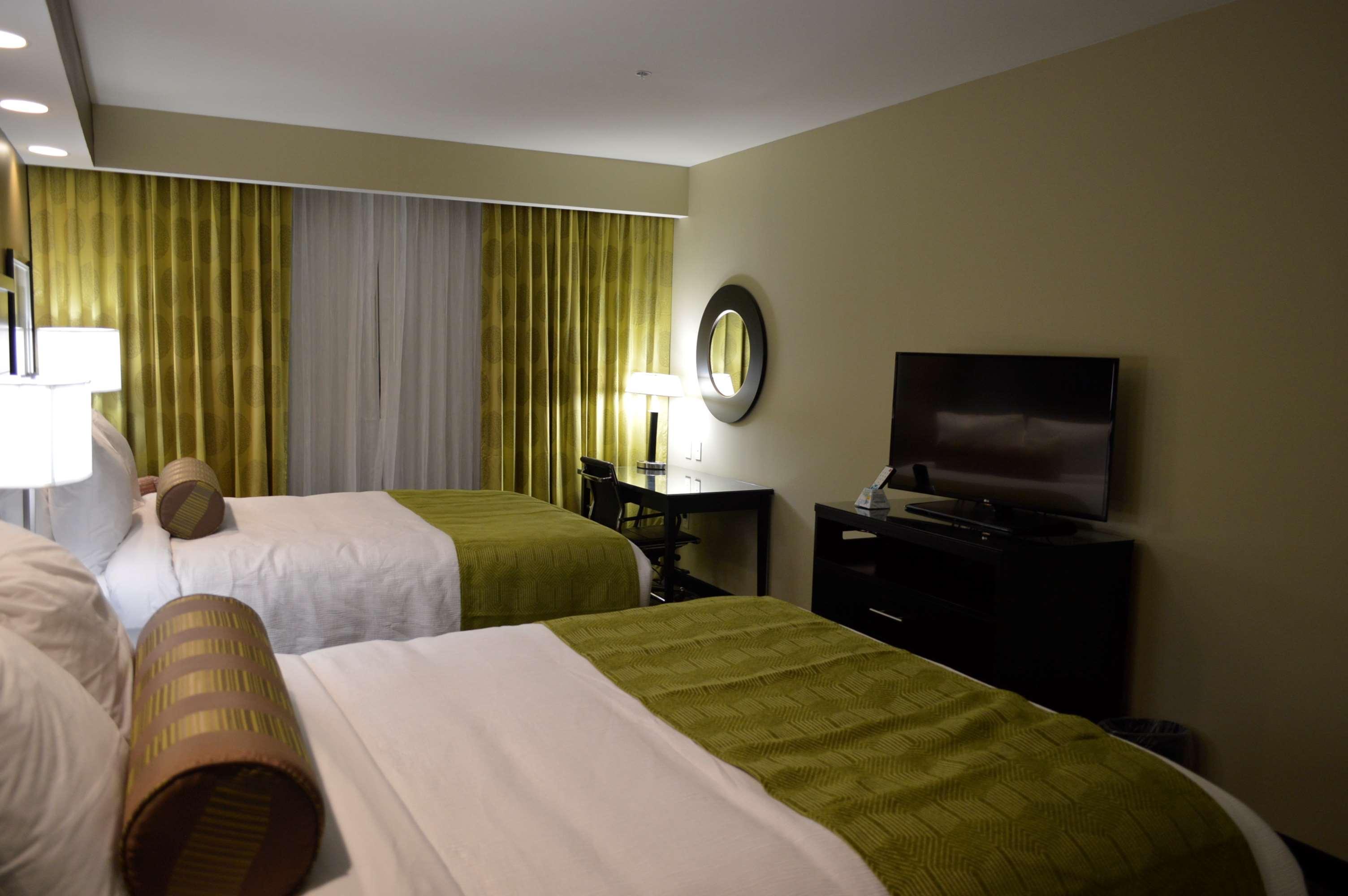 Best Western Plus University Inn Hattiesburg Bagian luar foto