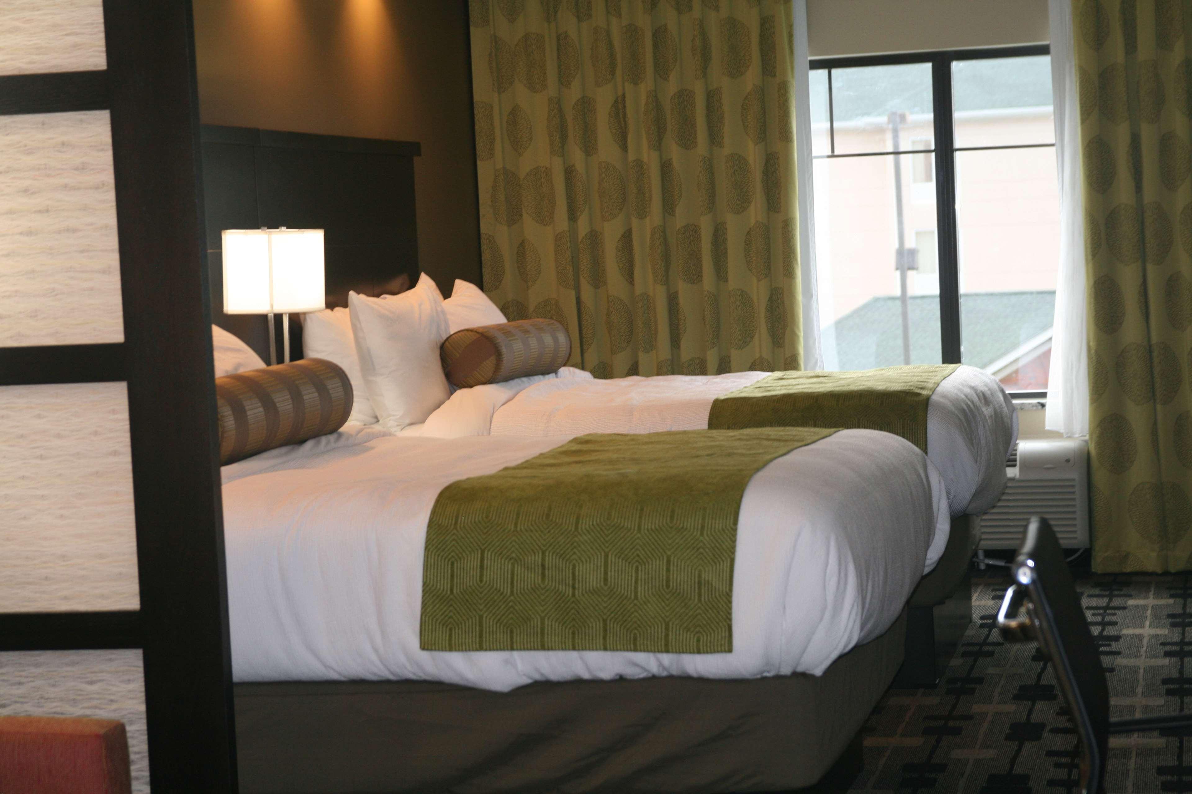 Best Western Plus University Inn Hattiesburg Bagian luar foto