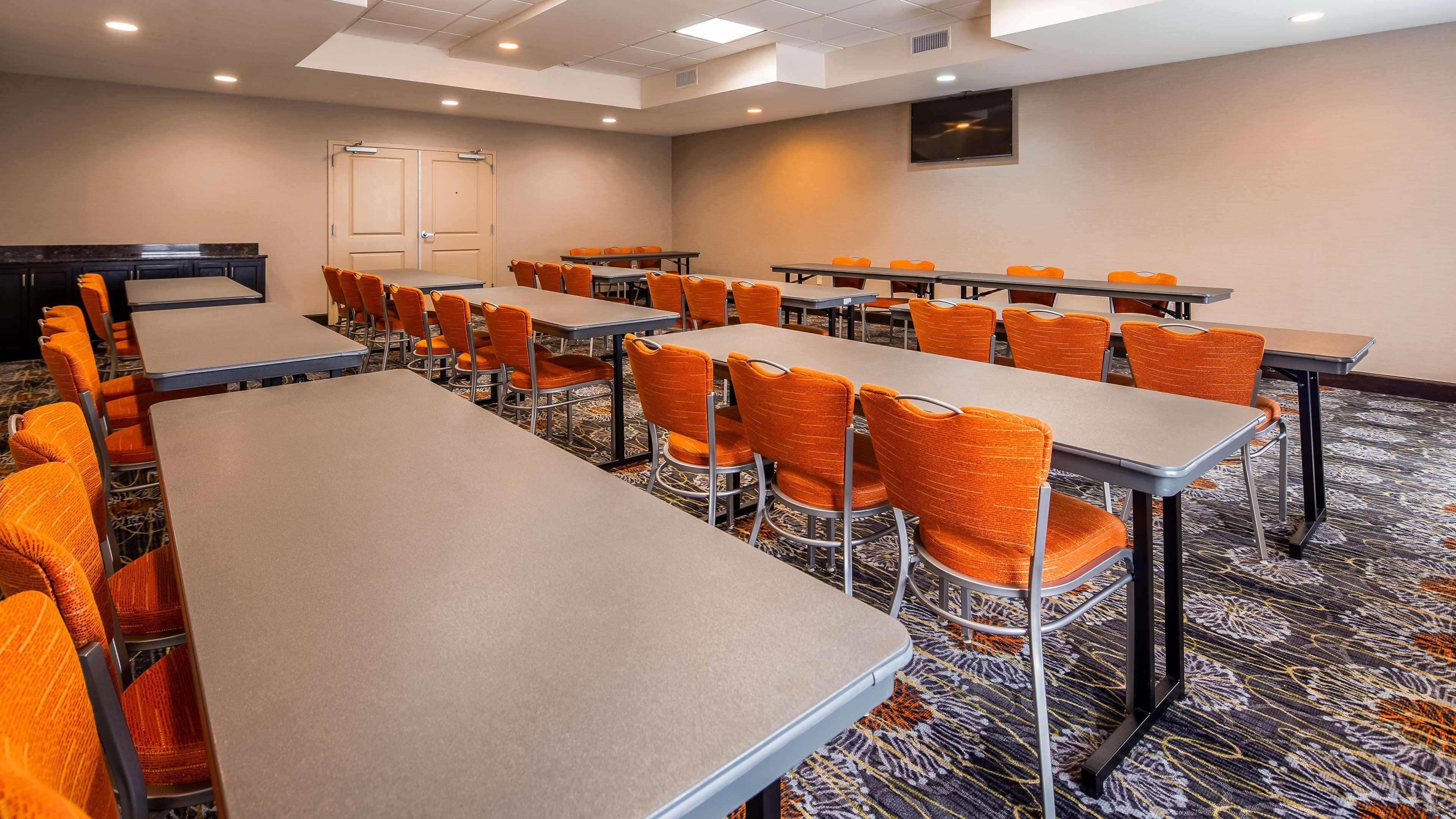 Best Western Plus University Inn Hattiesburg Bagian luar foto